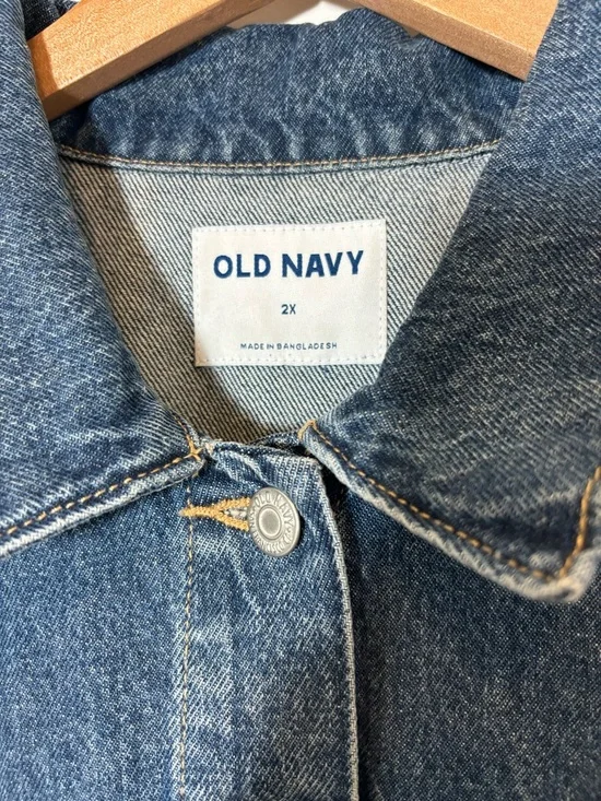 Old Navy Blue Denim Trucker Jacket - Picture 2 of 3